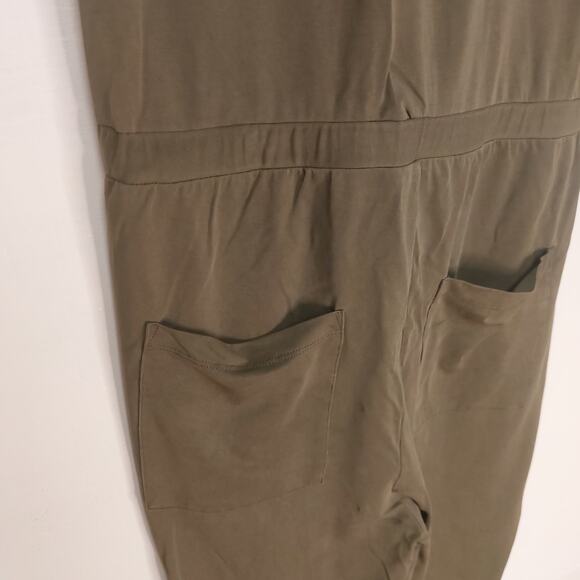 Heartloom Sage Sleeveless Green Elastic Waist Jumpsuit Large - Picture 9 of 9